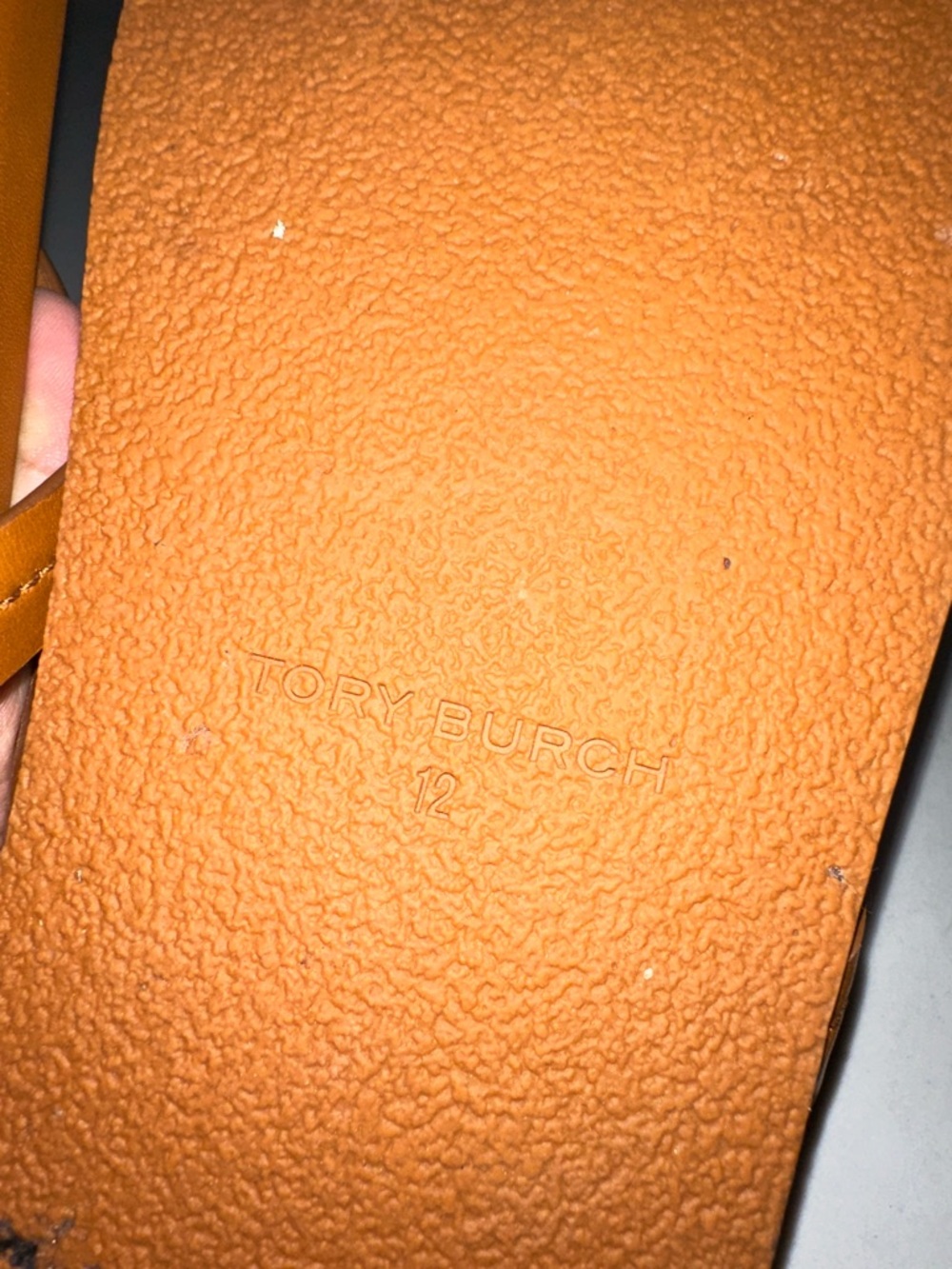 Tory Burch Cognac Leather Logo Thong Sandals - Picture 3 of 5